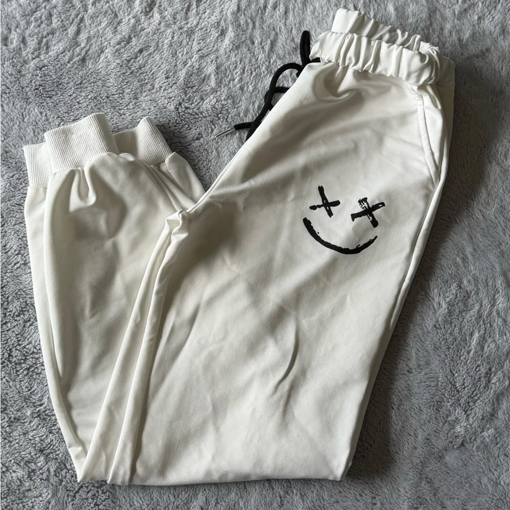Cream Graphic Sweatshirt & Jogger Set with Black Slogan